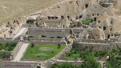 Laleh Kandovan Hotel
