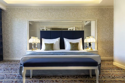 Yasuj Parsian Hotel