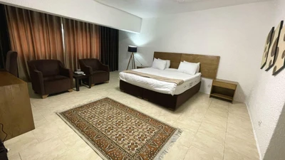 Goldis Hotel