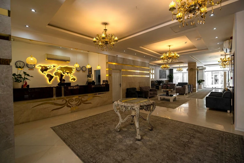Alvand Hotel