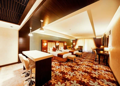 Parsian Kowsar Hotel