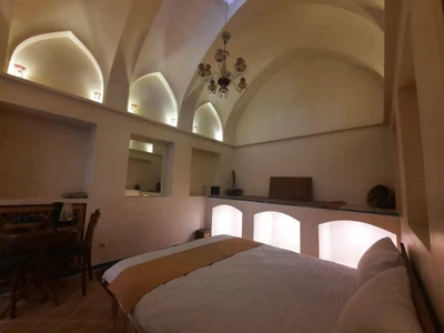 Ashkoob Traditional Hotel