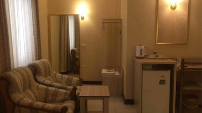 Zanjan Sepid Hotel