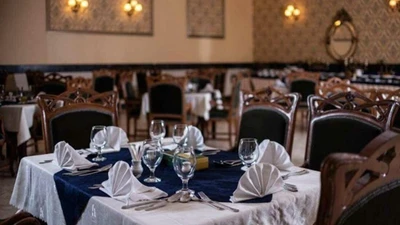 Aryo Barzan Hotel