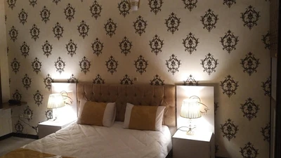 Aseman Shahr Hotel