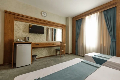 Liana Hotel
