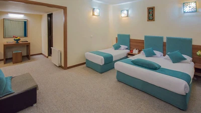 Parsian Buali Hotel