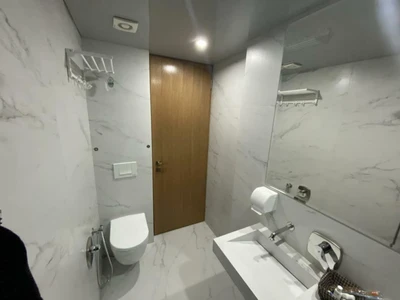 Avat Hotel