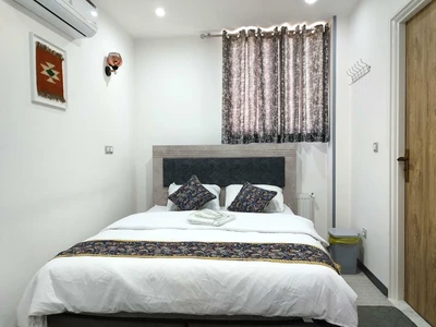 Simorgh Hotel