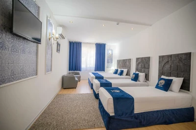 Alvand Hotel