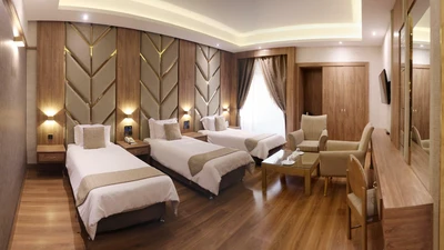 Pardisan Hotel