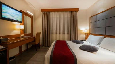 Elysee Hotel