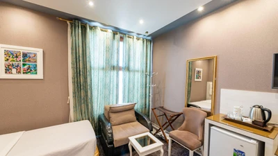 Khajoo Hotel