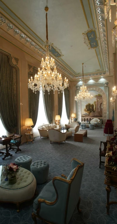 Chaharbagh Hotel