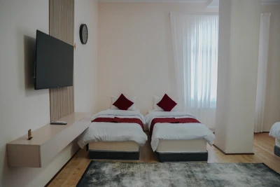 Dariush Hotel