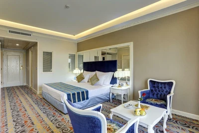 Yasuj Parsian Hotel