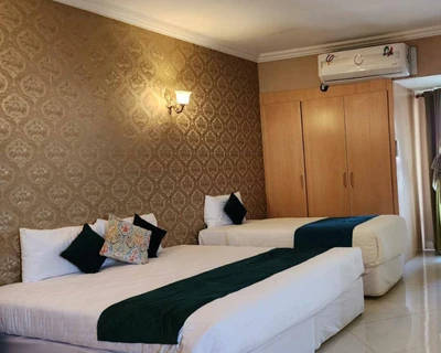 Hormoz Hotel