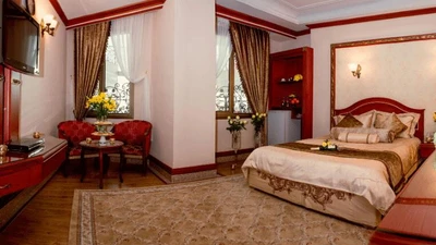 Golden Palace Hotel