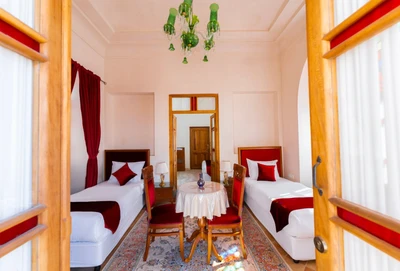 Mandegar House