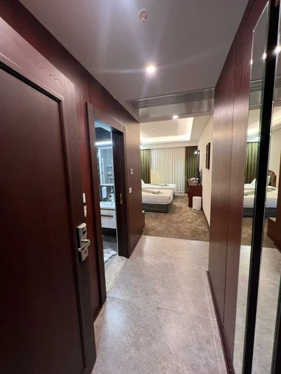 Qasr-Al-Ziafat Hotel