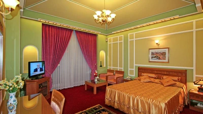 Abbasi Hotel