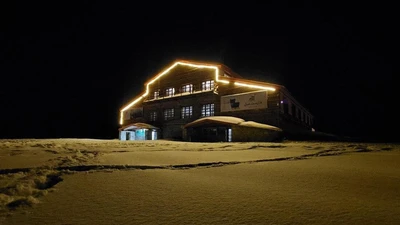 Parsian Tochal Hotel