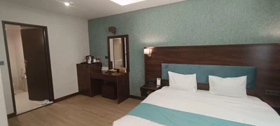 Parsian Ali-Qapu Hotel