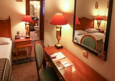 Parsian Esteghlal Hotel