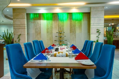 Parsian Evin Hotel