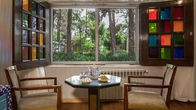 Parsian Safaiyeh Hotel