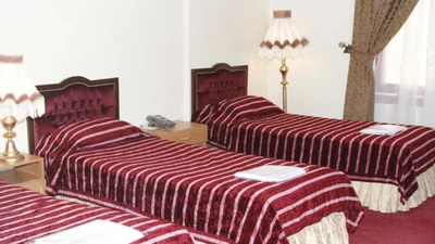 Jamshid Hotel