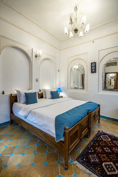 Ghasr Monshi Hotel