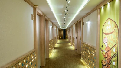 Setareh Hotel