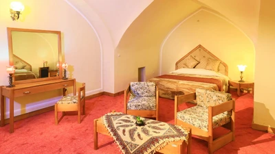 Laleh Bisotun Hotel