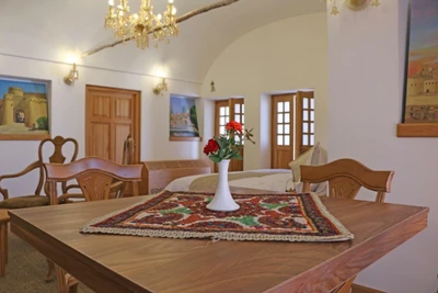 Karvanica Hotel