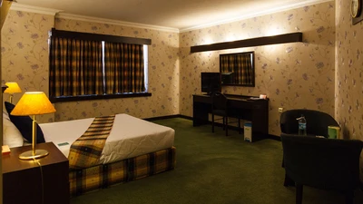 Pars International Hotel