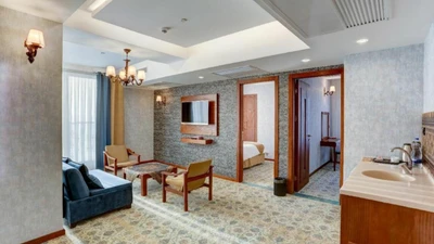 Arghavan Hotel