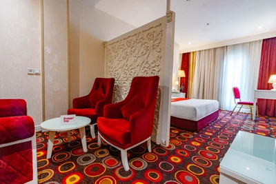 Persian Plaza Hotel