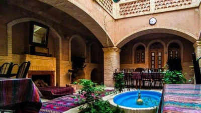 Ara Traditional Hotel