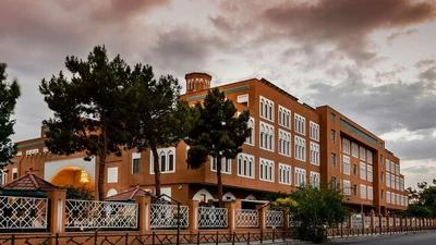 Parsian Safaiyeh Hotel
