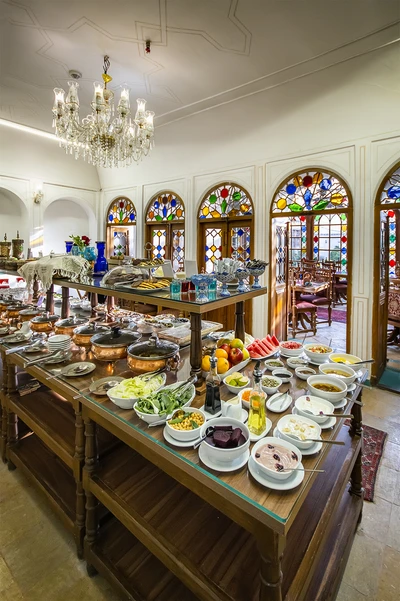 Ghasr Monshi Hotel