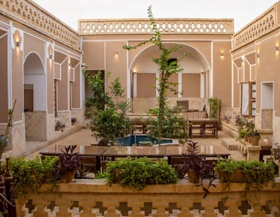 Khansalar Hotel