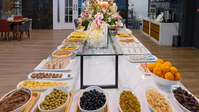 Avina Hotel