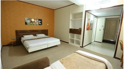 Misagh Hotel