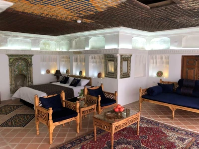 Arghavan Traditional  Hotel