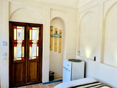 Ashkoob Traditional Hotel