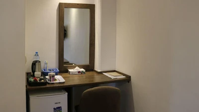 Abrishami Hotel