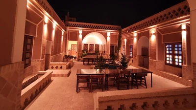 Khansalar Hotel