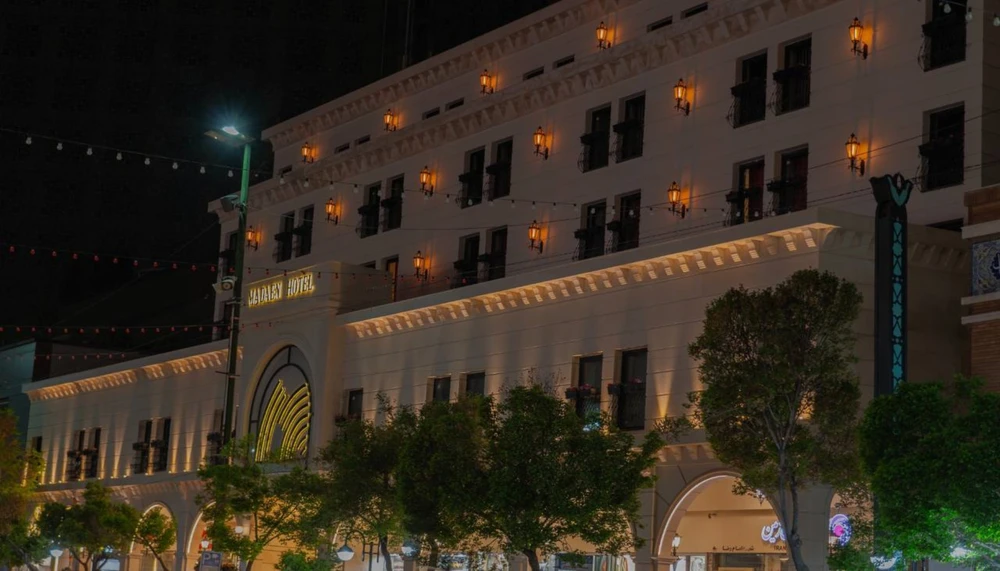Madaen Hotel Mashhad