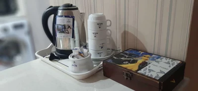 Hormoz Hotel